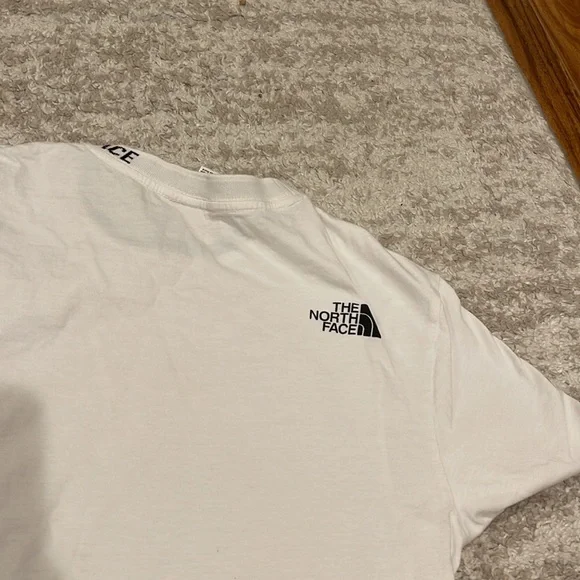 T-shirt The North Face Size Small - Picture 7 of 9